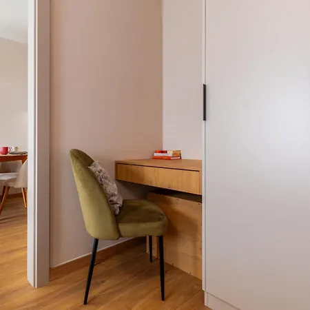 아파트 Daj Sobie Spokoj Belle View *